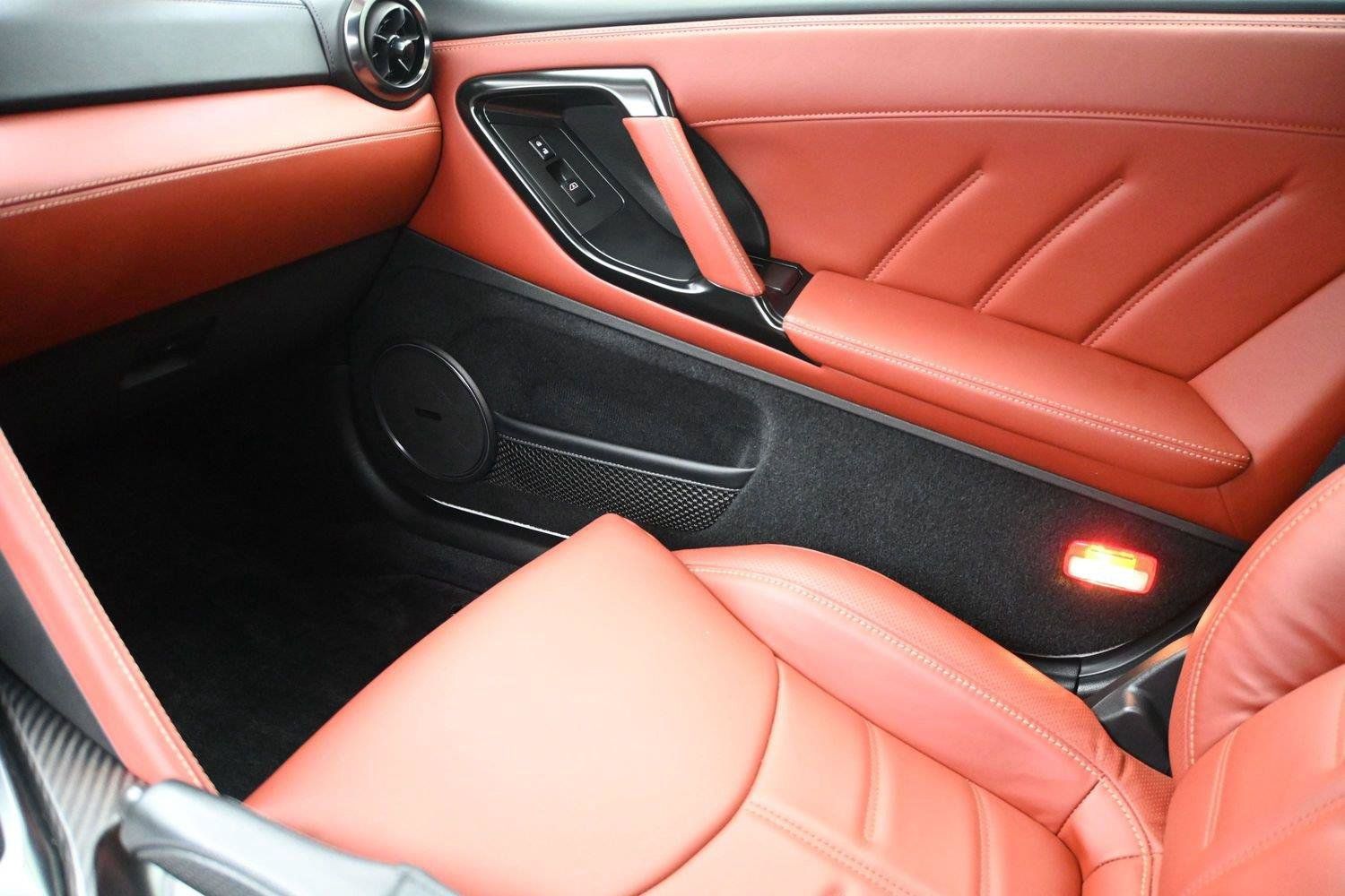 Certified 2024 Nissan GT-R Premium w/ Premium Interior Package AWD/4WD image 6
