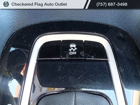 Used 2024 Toyota Corolla LE FWD image 20