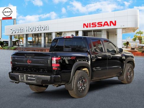 New 2025 Nissan Frontier PRO-4X w/ Interior Protection Package image 4