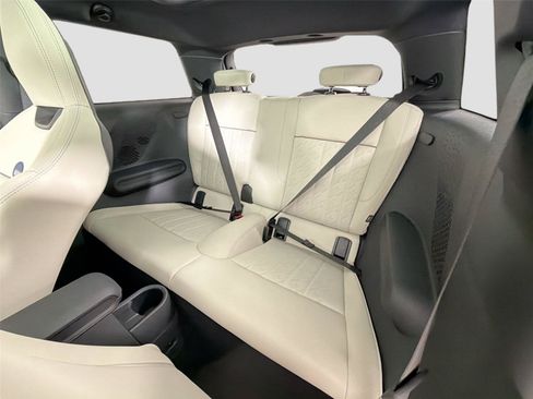New 2026 MINI Cooper 2-Door Hardtop FWD image 24
