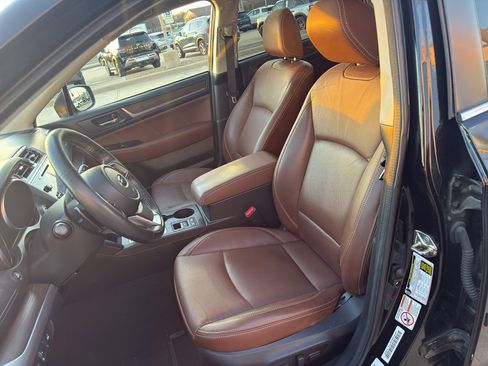 Used 2019 Subaru Outback 3.6R Touring w/ Popular Package #3A image 10