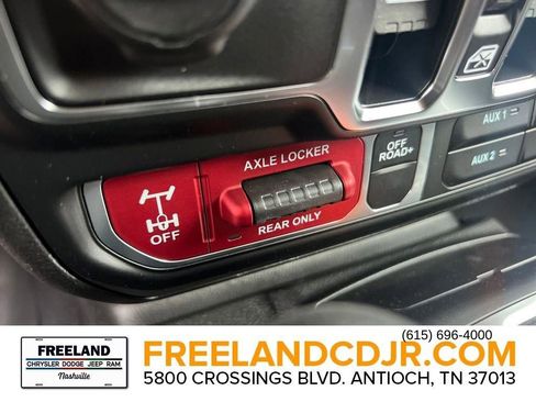 New 2025 Jeep Gladiator Willys image 18