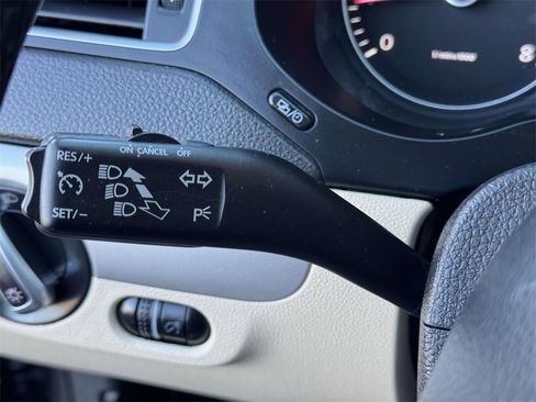 Used 2013 Volkswagen Jetta SE image 10