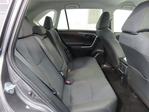 Used 2025 Toyota RAV4 LE AWD/4WD image 33