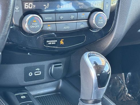 Used 2019 Nissan Rogue Sport SL w/ Premium Package AWD/4WD image 26