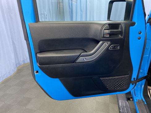 Certified 2018 Jeep Wrangler Unlimited Sport S image 11