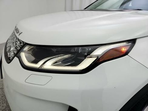 Certified 2022 Land Rover Discovery Sport SE image 28