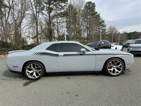 Used 2021 Dodge Challenger R/T image 6