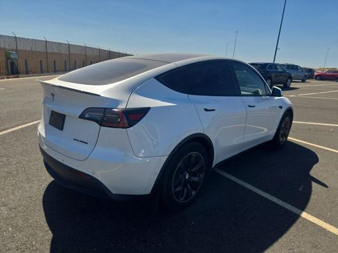 Used 2020 Tesla Model Y Long Range AWD/4WD image 4