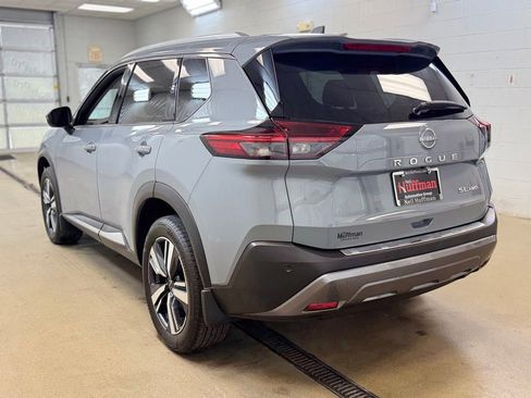 Used 2023 Nissan Rogue SL AWD/4WD image 7