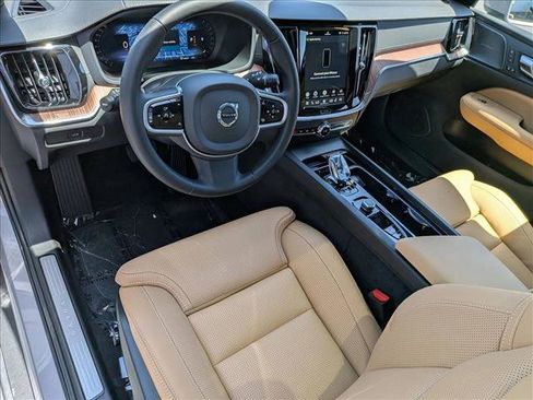 New 2026 Volvo V60 B5 Cross Country Ultra AWD/4WD image 3