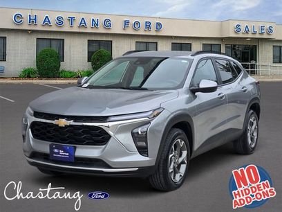 Used 2025 Chevrolet Trax LT w/ LT Convenience Package