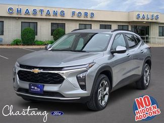 Used 2025 Chevrolet Trax LT w/ LT Convenience Package FWD video 1