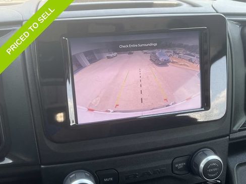 Used 2025 RAM ProMaster 2500 w/ Convenience Group FWD image 21