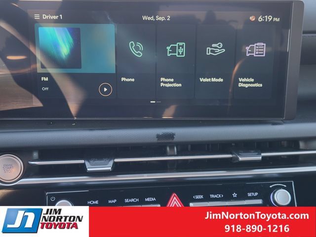 Used 2025 Hyundai Santa Cruz SEL FWD image 17