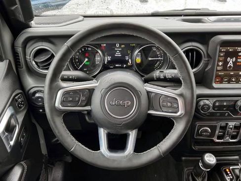 Certified 2022 Jeep Wrangler Unlimited Sahara w/ Cold Weather Group AWD/4WD image 14