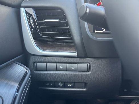 New 2026 Nissan Rogue Platinum w/ Platinum Premium Package image 15