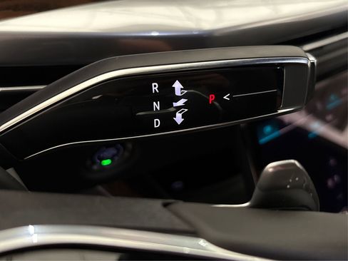 New 2025 Cadillac Escalade ESV Sport Platinum image 30