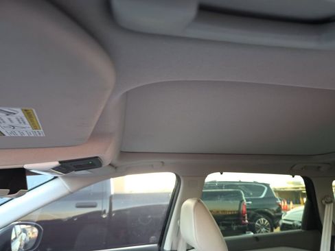 Used 2023 Nissan Rogue SV w/ SV Premium B Package FWD image 21