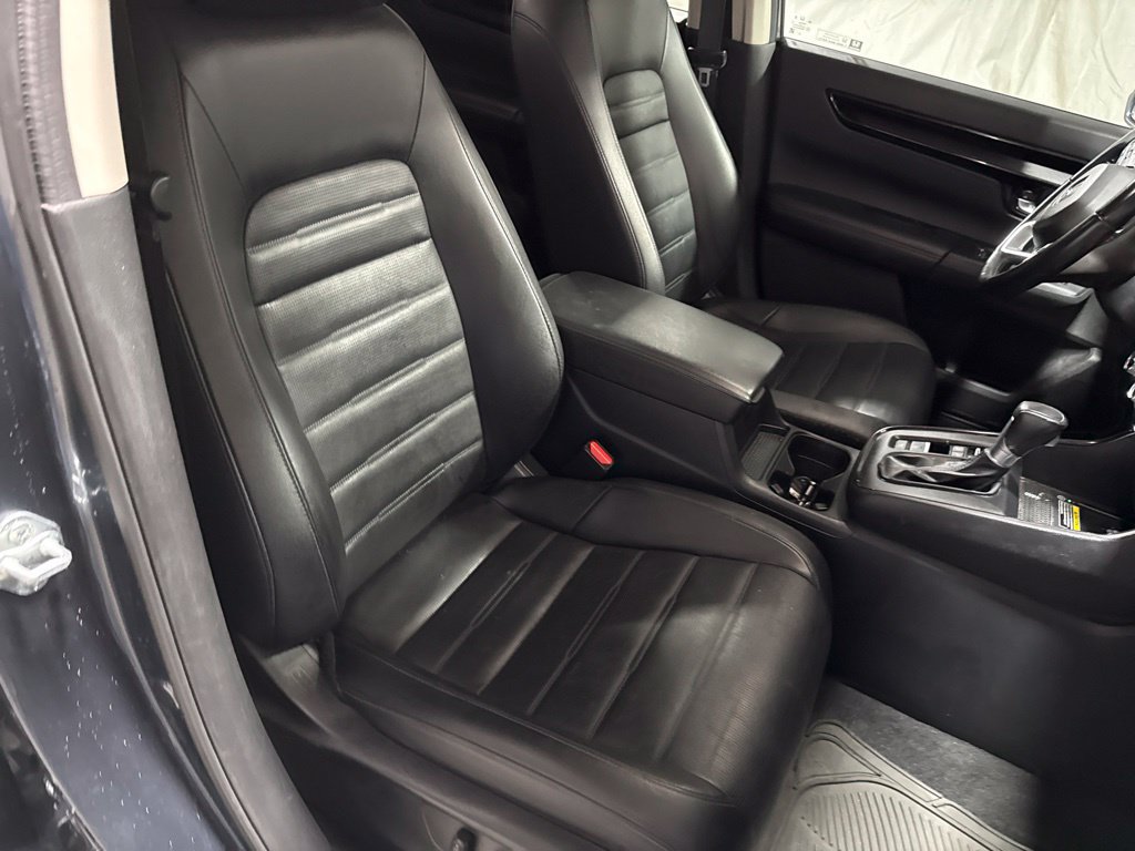 Used 2025 Honda CR-V EX-L image 9