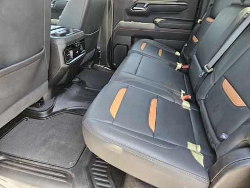 Used 2025 GMC Sierra 1500 AT4 AWD/4WD image 29