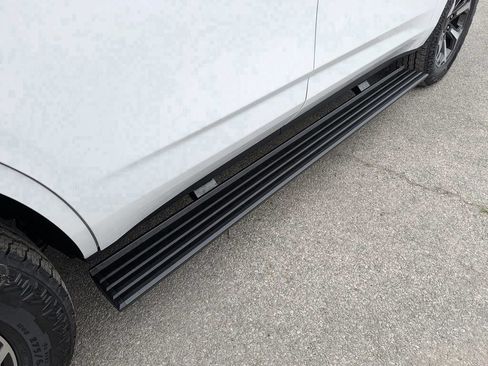 New 2026 GMC Yukon AT4 Ultimate w/ LPO, Floor Liner Package AWD/4WD image 41