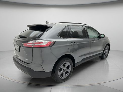 Used 2024 Ford Edge SEL w/ Sport Appearance Package AWD/4WD image 5