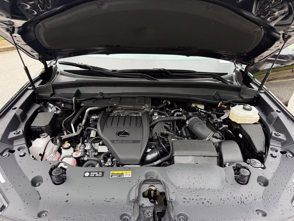 Certified 2026 Lexus TX 500h AWD w/ Technology Package image 19