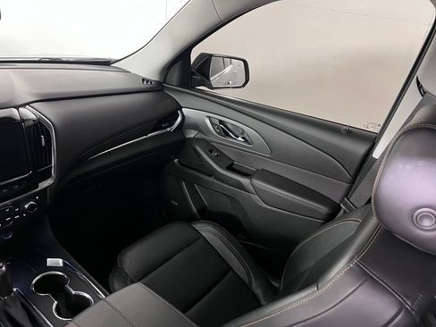 Used 2020 Chevrolet Traverse Premier w/ LPO, Blackout Package AWD/4WD image 22