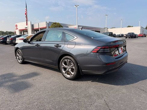 Used 2024 Honda Accord EX image 9