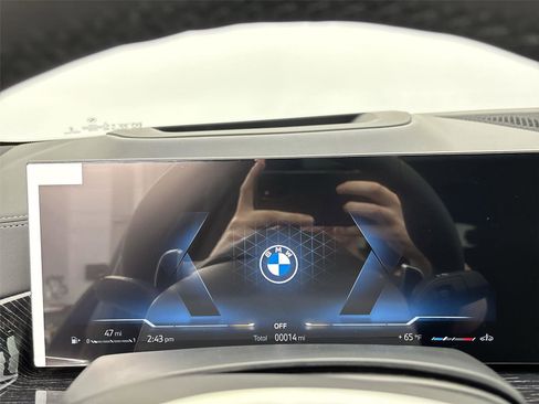 New 2026 BMW X5 xDrive40i w/ M Sport Package AWD/4WD image 28
