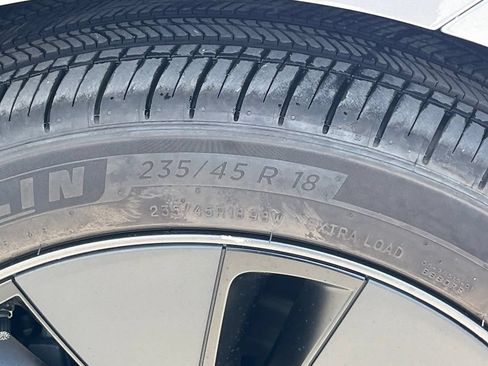 Used 2025 Tesla Model 3 Long Range RWD image 10
