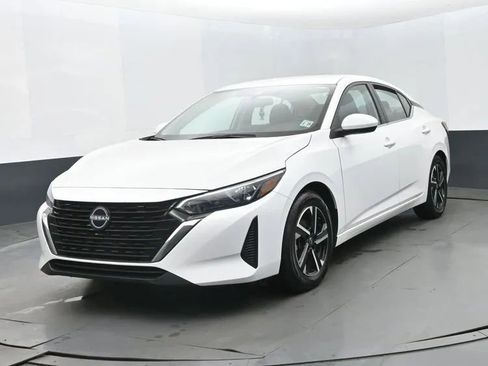 Used 2024 Nissan Sentra SV image 1