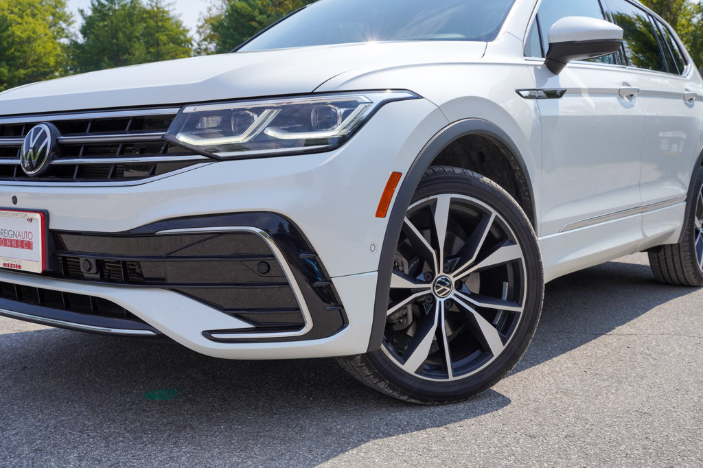 Used 2022 Volkswagen Tiguan SEL R-Line AWD/4WD image 3