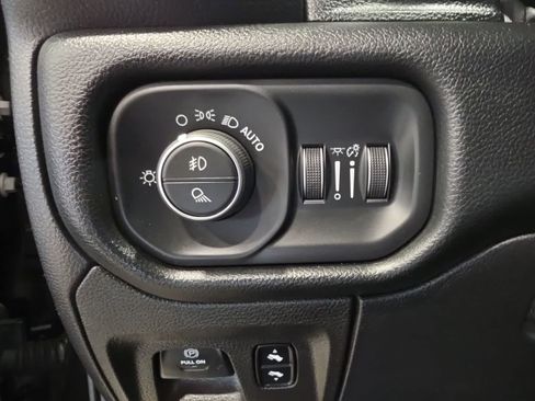 Used 2019 RAM 1500 Sport w/ Level 2 Equipment Group AWD/4WD image 24