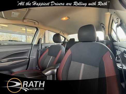 Used 2024 Nissan Versa SR image 13