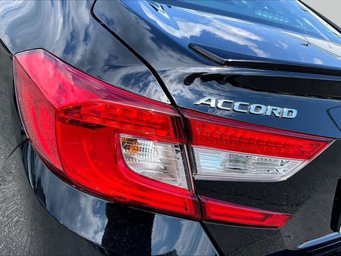 Used 2022 Honda Accord Sport image 29