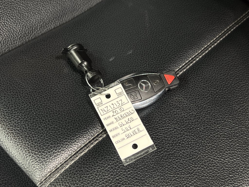 Used 2010 Mercedes-Benz GL 450 4MATIC image 38