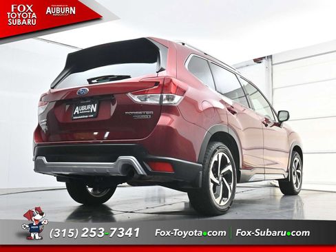 Used 2023 Subaru Forester Touring AWD/4WD image 22