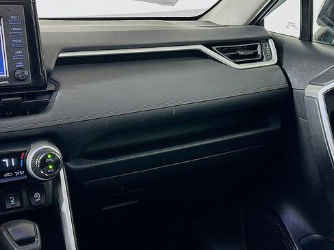 Used 2020 Toyota RAV4 XLE w/ Convenience Package image 23