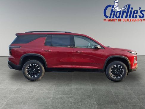 New 2026 Chevrolet Traverse Z71 w/ Enhanced Driving Package image 4