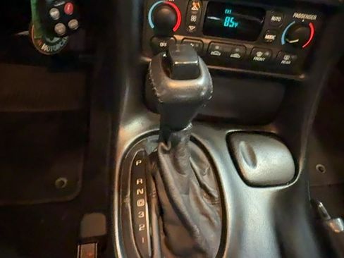 Used 1998 Chevrolet Corvette Convertible w/ Memory Pkg RWD image 24