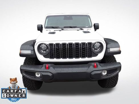 Used 2026 Jeep Wrangler Unlimited Rubicon w/ Safety Group AWD/4WD image 4