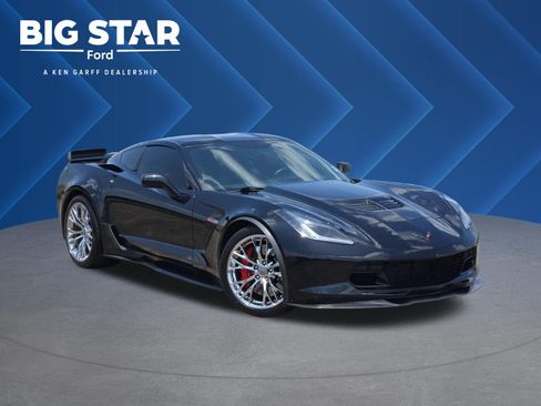 Used 2015 Chevrolet Corvette Z06 w/ 3LZ Preferred Equipment Group RWD image 1