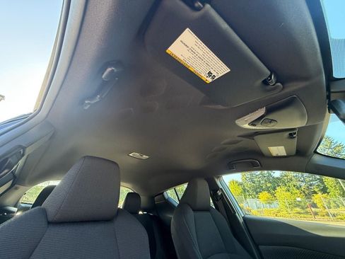 Used 2019 Toyota C-HR XLE FWD image 27