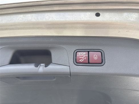 Used 2020 Mercedes-Benz GLE 350 4MATIC image 20