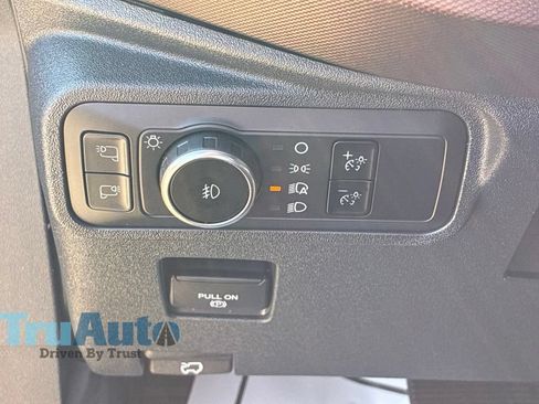 Used 2023 Ford Bronco Outer Banks w/ Sasquatch Package AWD/4WD image 38