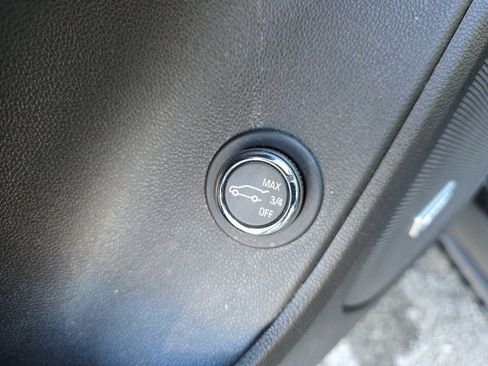 Used 2023 Chevrolet Blazer RS image 28