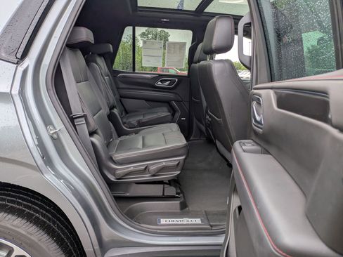Used 2021 Chevrolet Tahoe RST AWD/4WD image 35