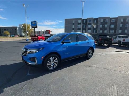 Used 2024 Chevrolet Equinox Premier image 4